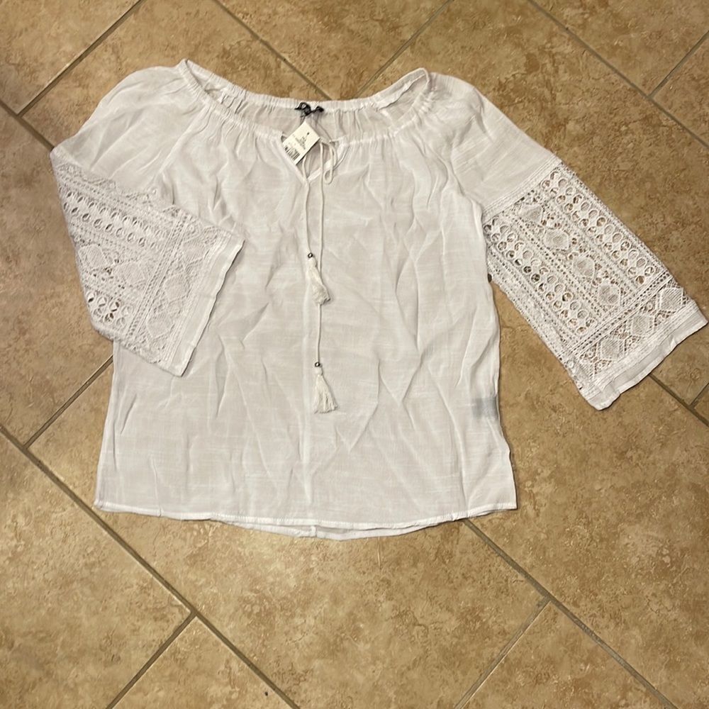 White shirt 